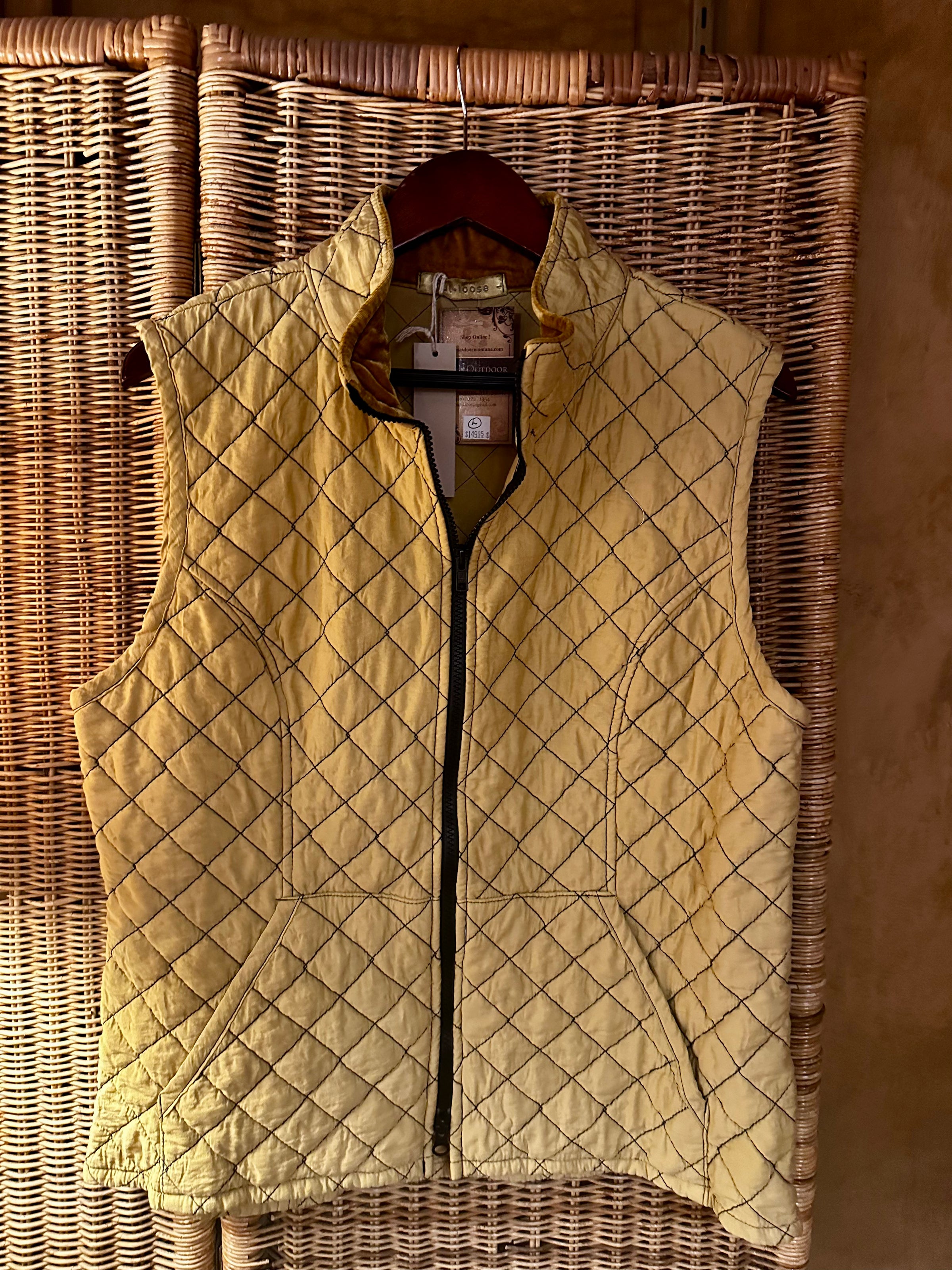 Cut Loose Womens Quilted Vest - Mustard