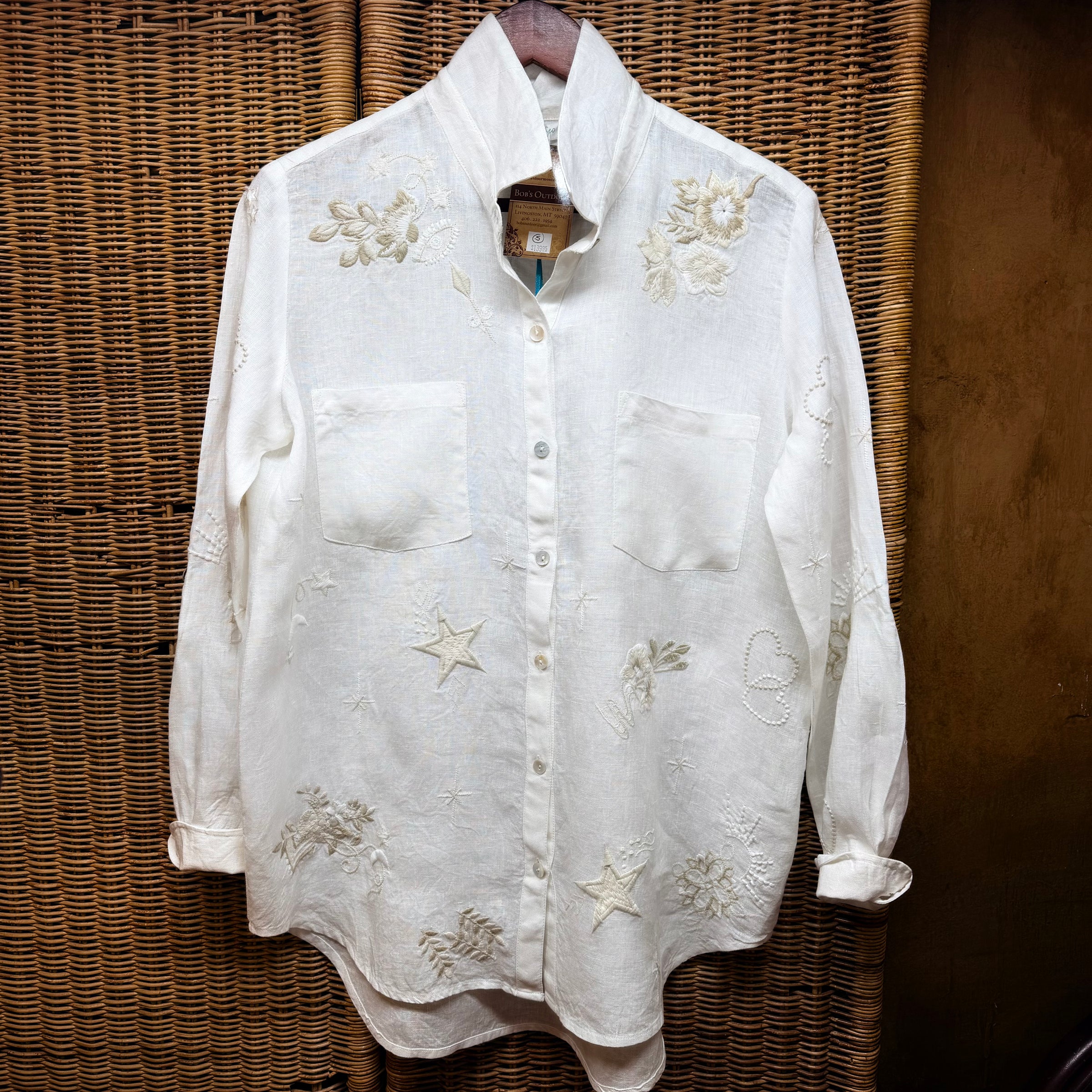 Caite and Kyla Linen Zora Shirt