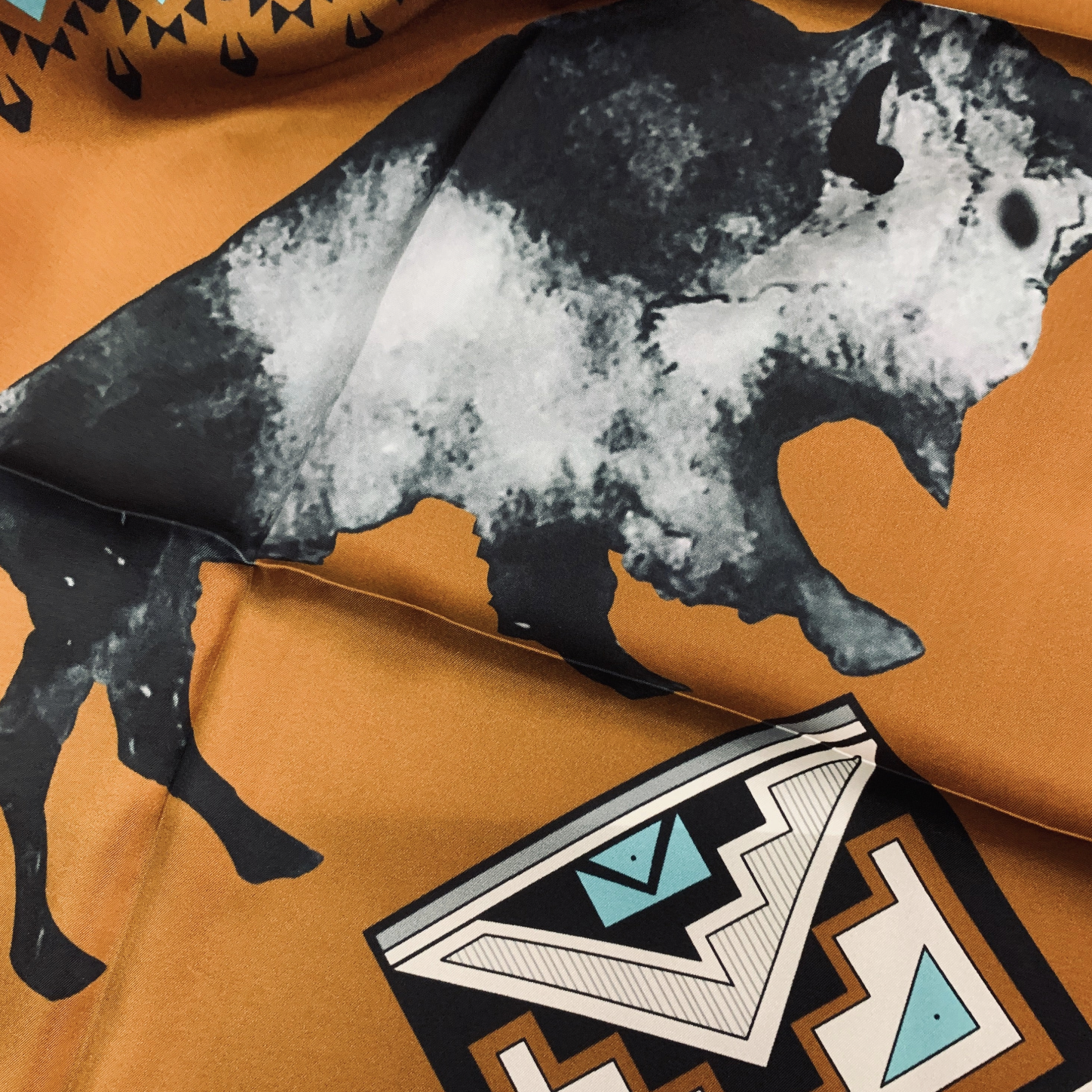 Austin Accent Western Buffalo/Bison Range Silk Scarf - Bob's Outdoor