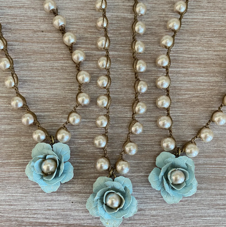 Twist Style Flower with Simmering Aqua Bloom and Glass Pearls Necklace