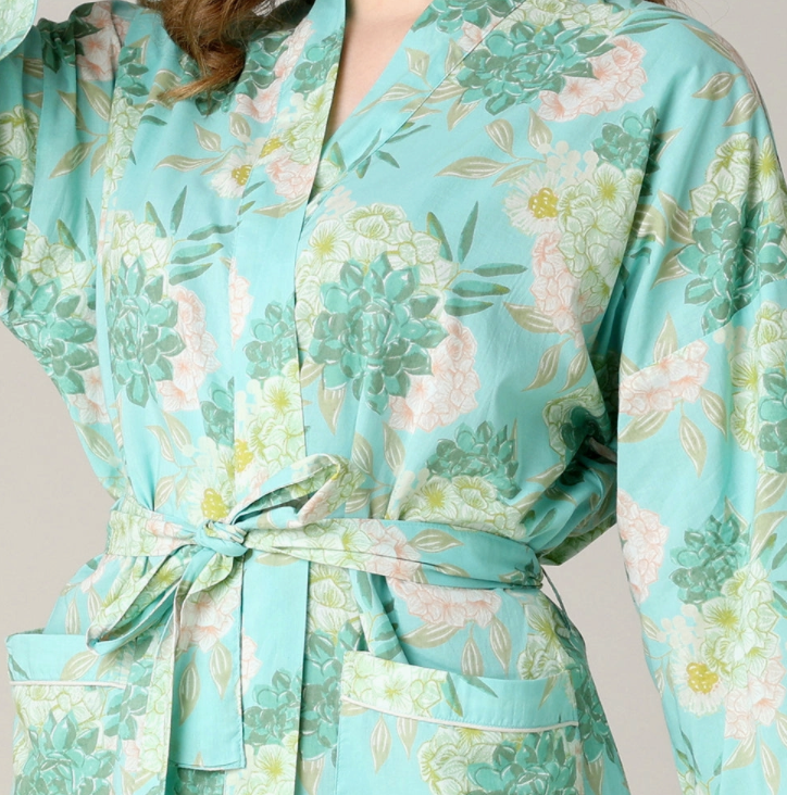 Mahogany Womens Jolene Robe
