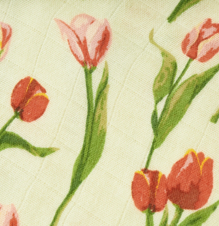 Milkbarn Bamboo Big Lovey Tulip Blanket