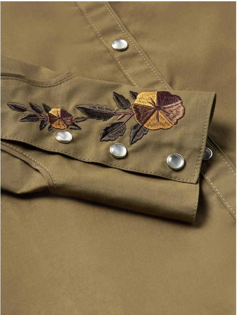 Schaefer Womens Embroidered Snap Western Shirt