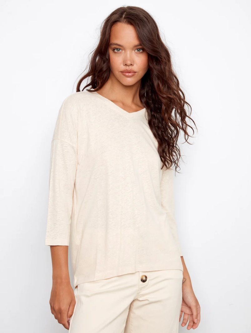 Charlie B Womens Foil Print V-Neck 3/4 Sleeve Top