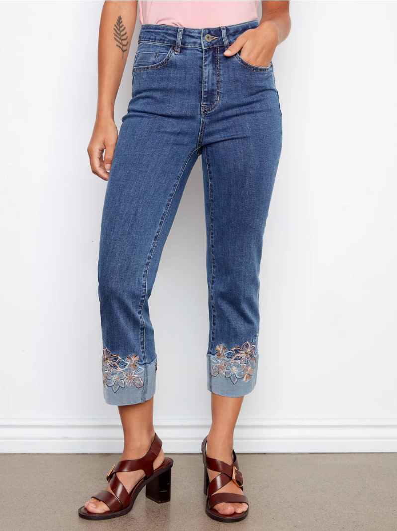 Charlie B Womens Cropped Denim Embroidered Jean