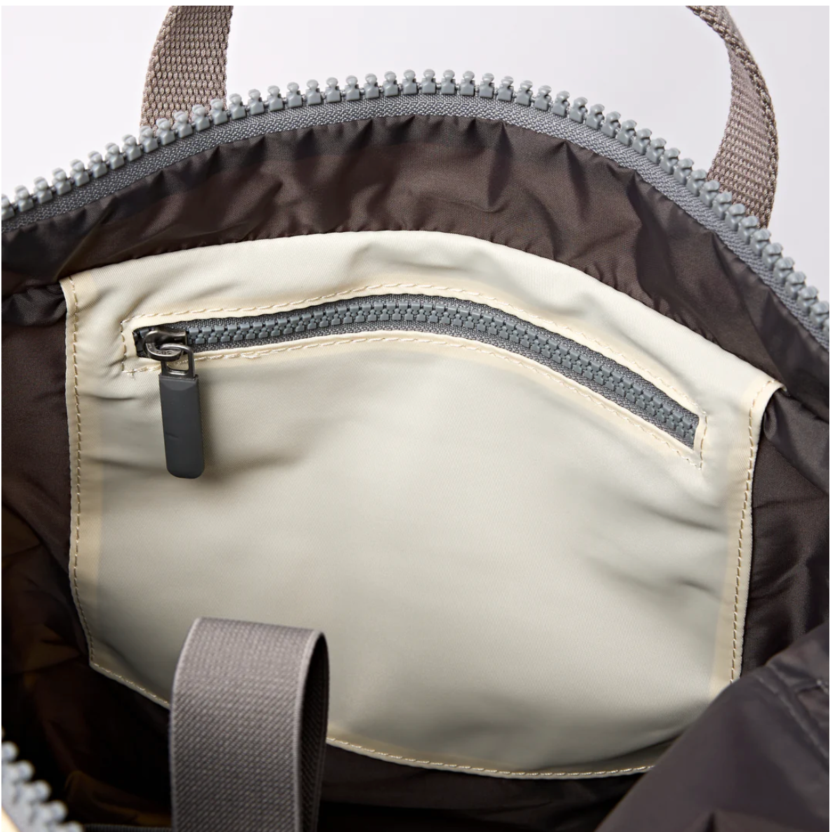 ORI Canfield B Medium Recycled Nylon Bag