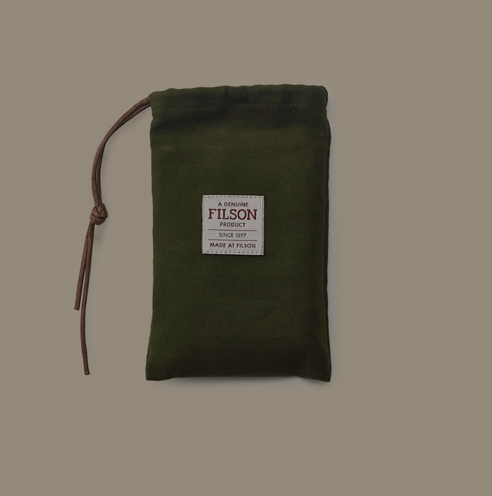 Filson Six-Slot Bridle Leather Bi-Fold Wallet