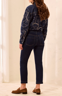 Tribal Womens Audrey Hugging Straight Crop Denim
