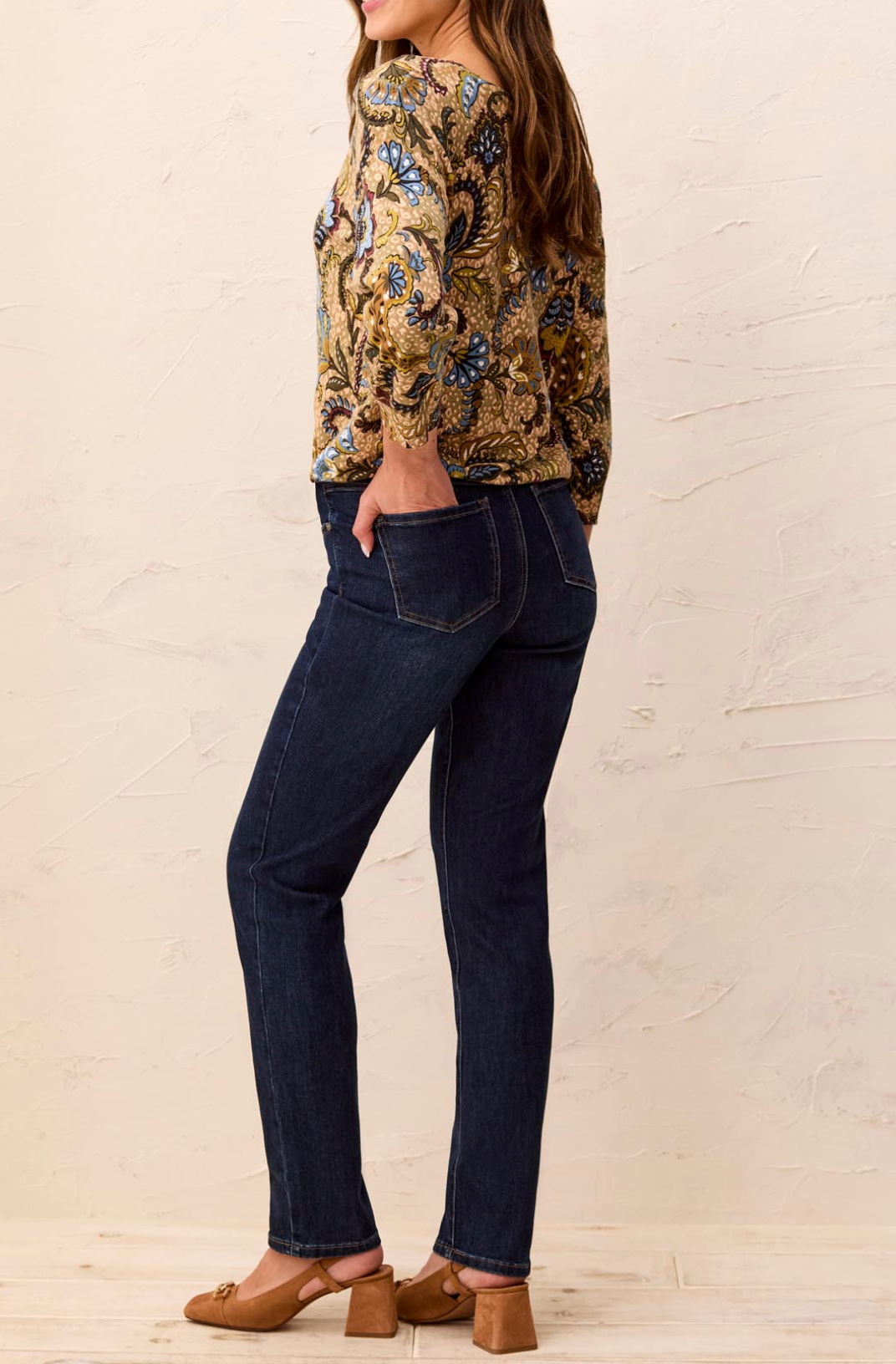 Tribal Womens Sophia 5 Pocket Curvy Straight Jeans