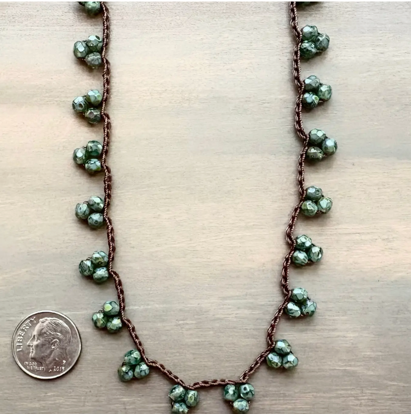 Twist Style Crystal Droplet Necklace