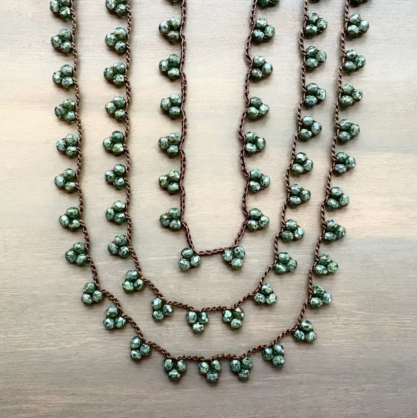 Twist Style Crystal Droplet Necklace