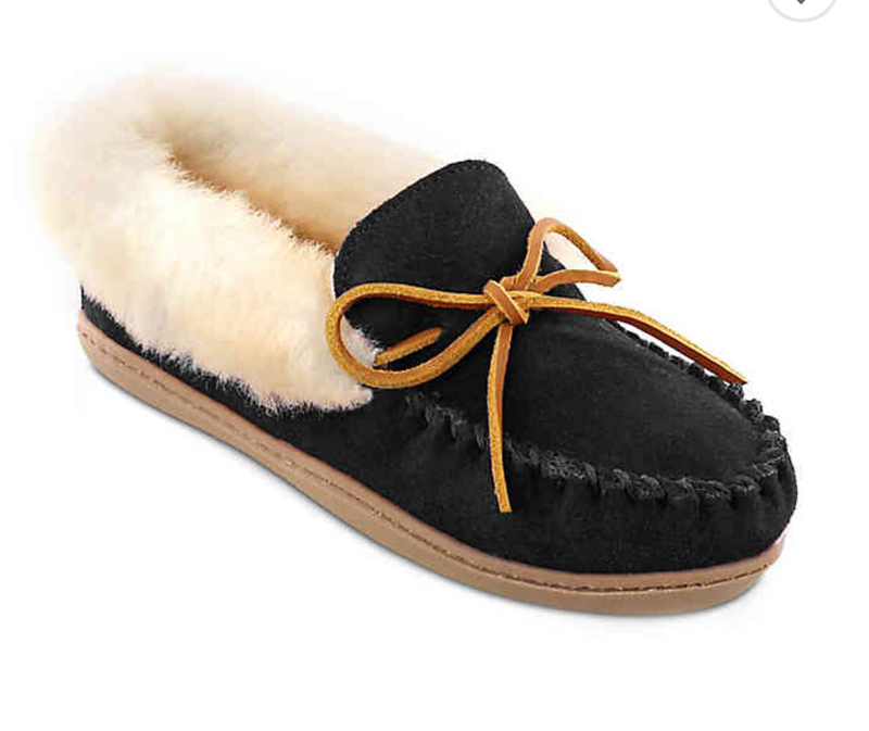 Minnetonka Womens Alpine Sheepskin Moccasin - Bob's Outdoor