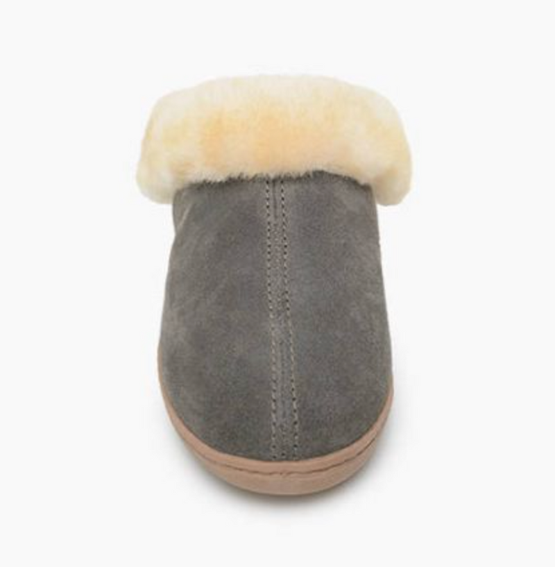 Minnetonka Womens Sheepskin Mule