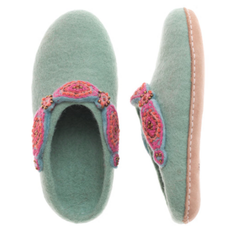 French Knot Womens Jeweled Cuff Slipper